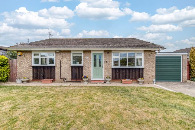 2 bed property, in Field House Gardens, £400,000