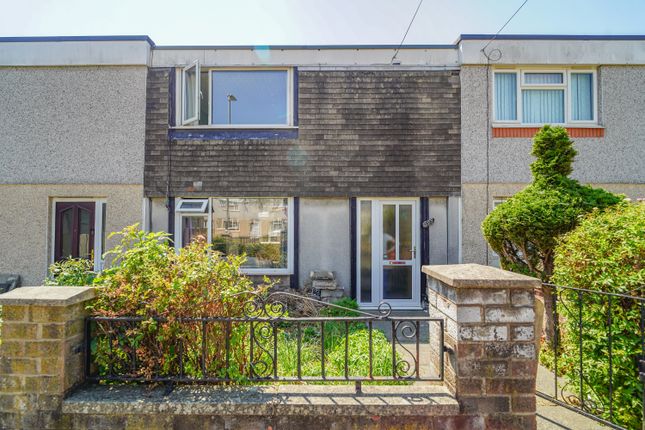 2 bed property, in Woodbridge Vale, £130,000
