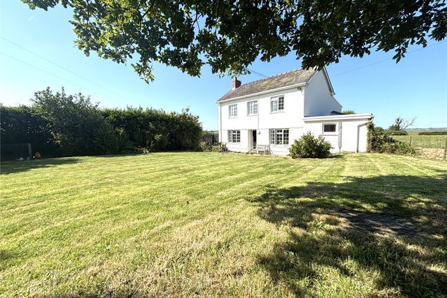 3 bed property, in Llanboidy, £350,000
