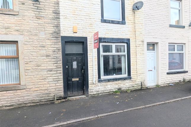 2 bed property, in Scott Street, £59,000