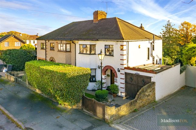 3 bed property, in The Shrubberies, £625,000
