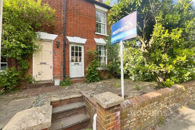 2 bed property, in Guildford Road, £400,000