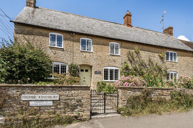 4 bed property, in Higher Kingsbury, £700,000