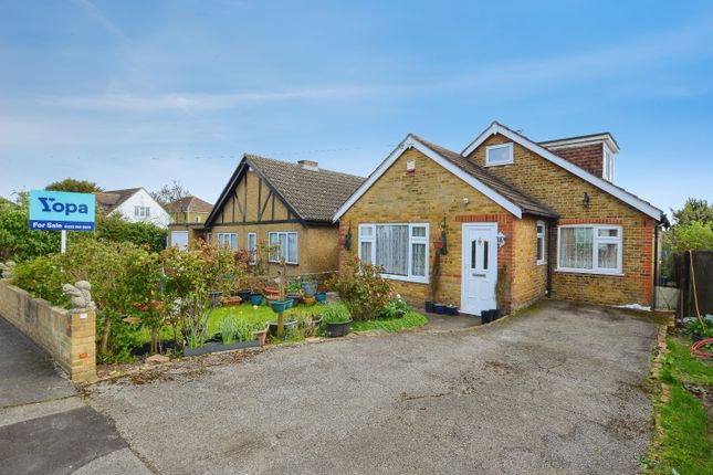 5 bed property, in St Margaret's Avenue, £685,000