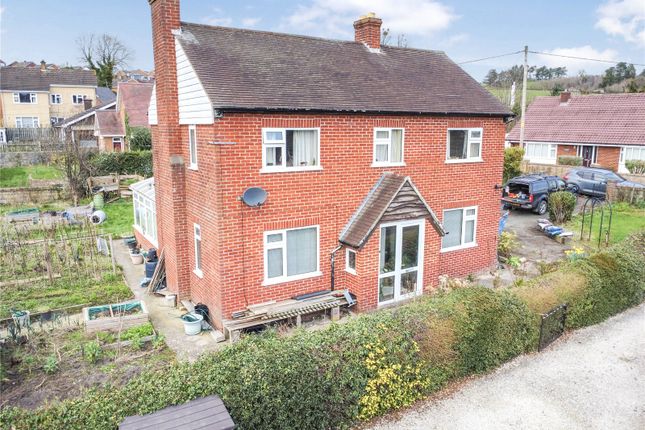 3 bed property, in Garden Lane, £265,000