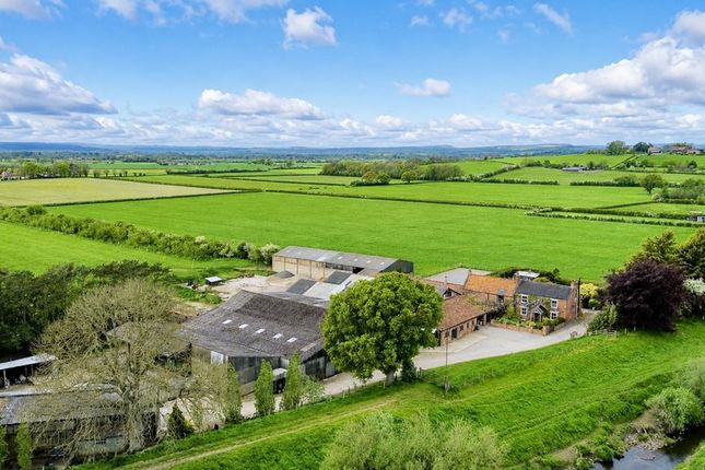 4 bed property, in Normanby, £1,375,000