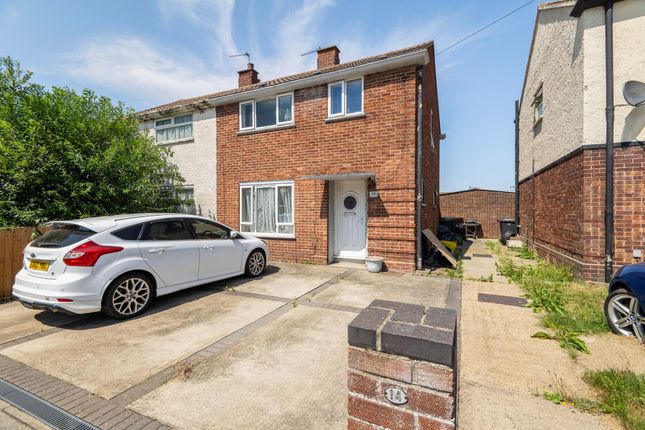 3 bed property, in Christchurch Road, £200,000