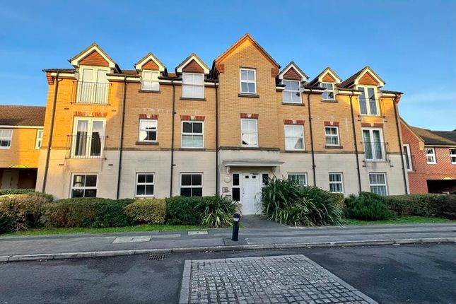 1 bed property, in Sunlight Gardens, £145,000