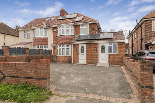 4 bed property, in Cressex Road, £600,000