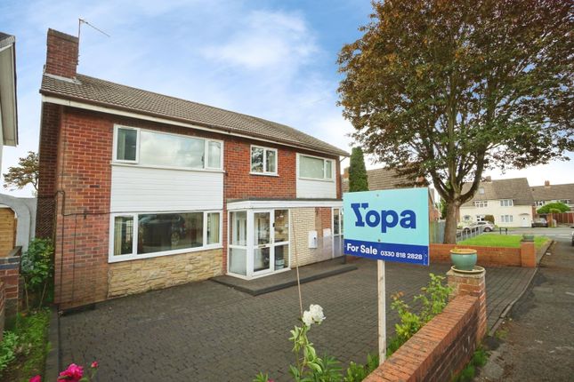 6 bed property, in Quentin Drive, £400,000