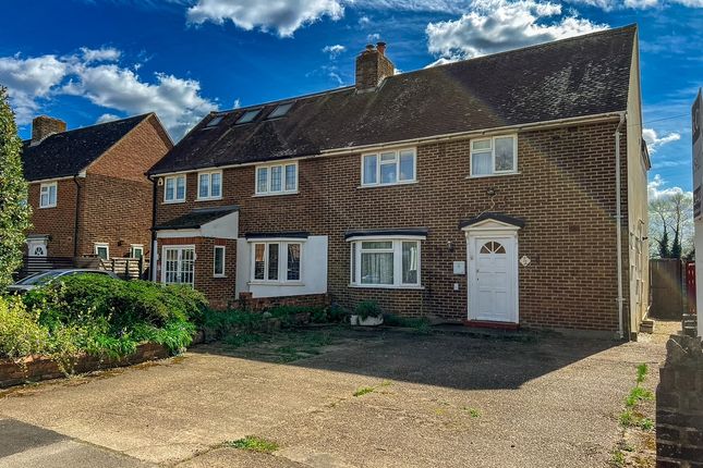 3 bed property, in Island Farm Road, £575,000