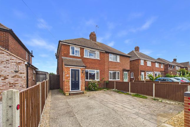 3 bed property, in Springwell Gardens, £290,000