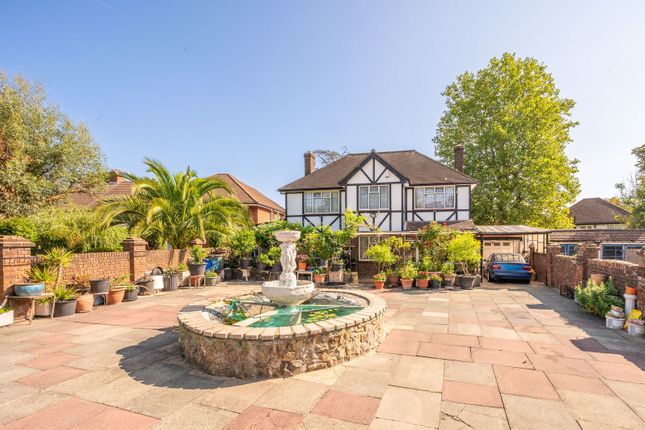 4 bed property, in Lancaster Road, £875,000