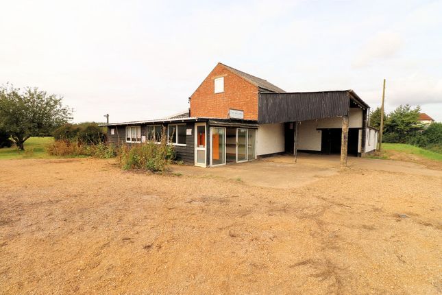 3 bed property, in Redmoor Lane, £595,000