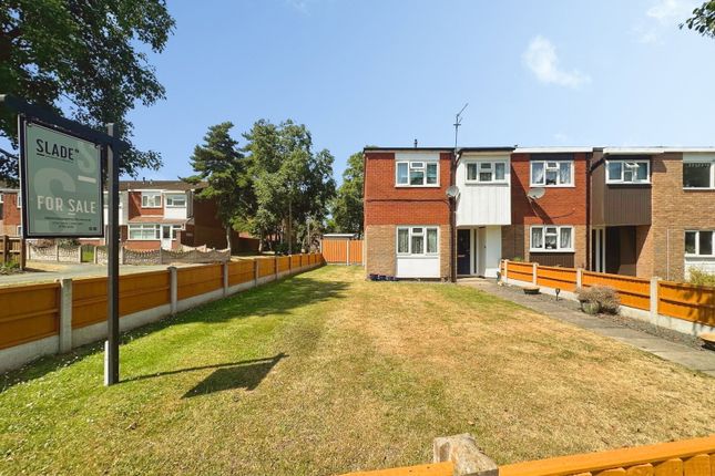 3 bed property, in Hedgerow Walk, £207,500