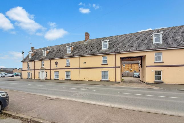 1 bed property, in Burybrooke, £80,000