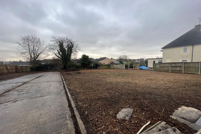 Studio, in King Georges Avenue, £275,000