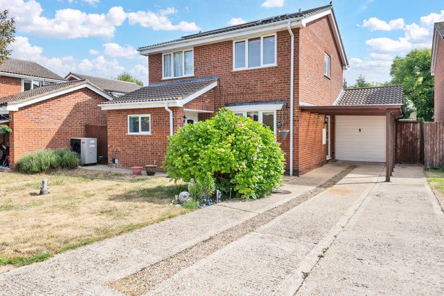 4 bed property, in Tower Close, £500,000