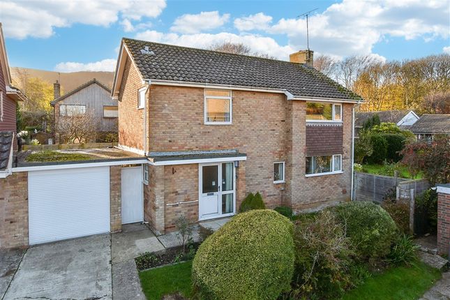 3 bed property, in Cordons, £650,000