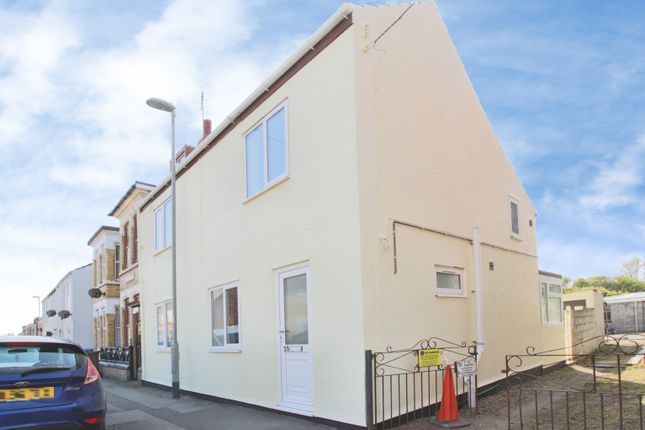 3 bed property, in Arthur Street, £140,000