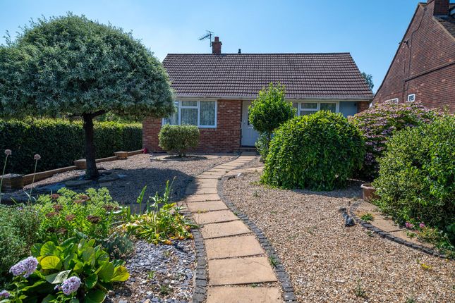 2 bed property, in North Road, £425,000
