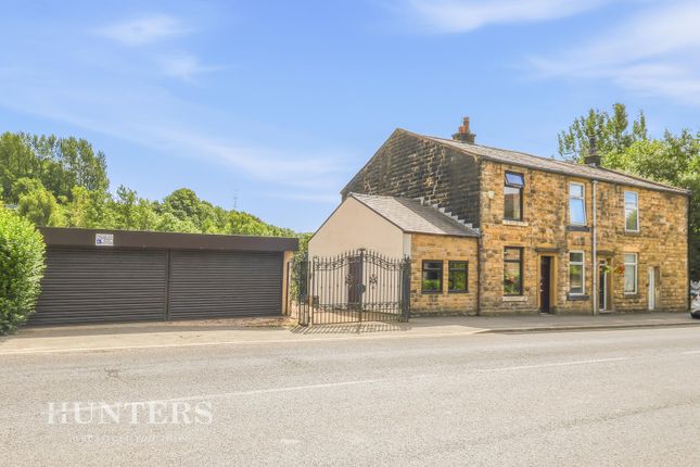 3 bed property, in Rock Nook, £225,000