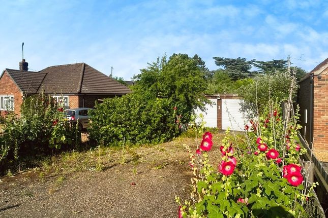 Studio, in Gaultree Square, £100,000