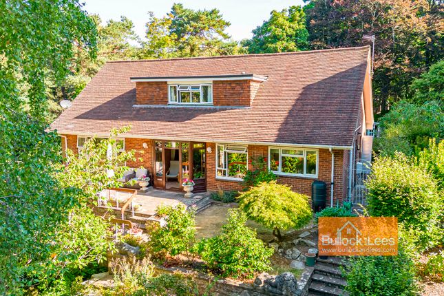 4 bed property, in Walsford Road, £950,000