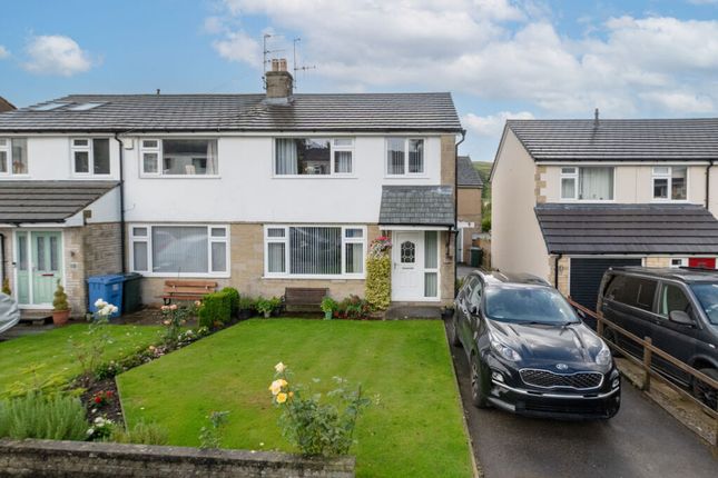 3 bed property, in Longdale Avenue, £289,950
