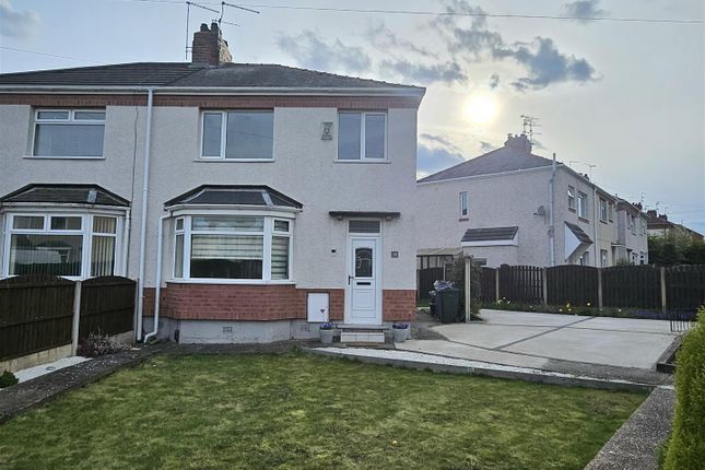 3 bed property, in Cowper Road, £140,000