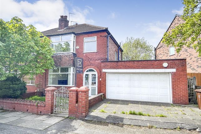 3 bed property, in Wentworth Road, £310,000