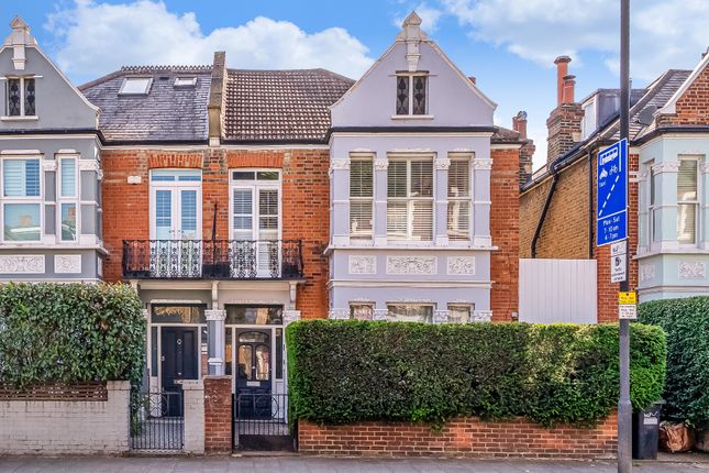 6 bed property, in Fulham Palace Road, £1,650,000
