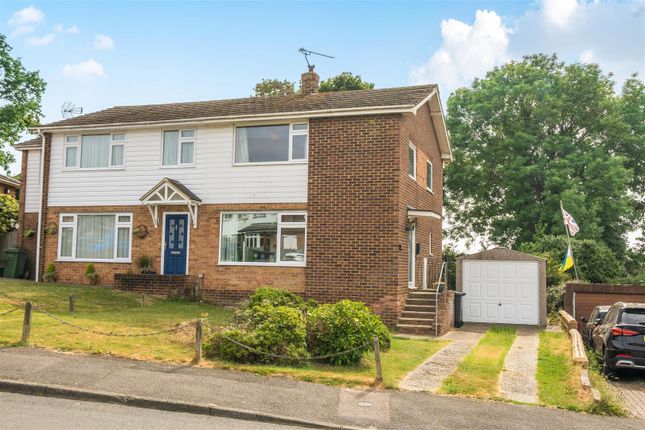 3 bed property, in Bathurst Road, £375,000