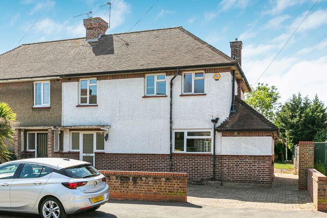3 bed property, in Arnold Road, £565,000