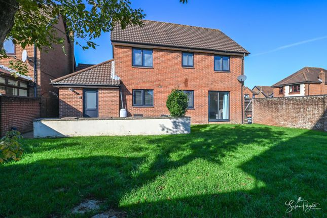 4 bed property, in Sovereign Way, £475,000