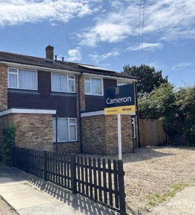 3 bed property, in Salt Hill Close, £445,000
