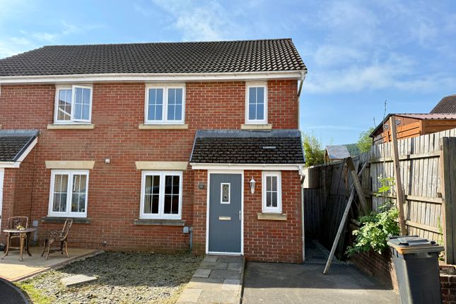 3 bed property, in Cyfarthfa Rise, £180,000