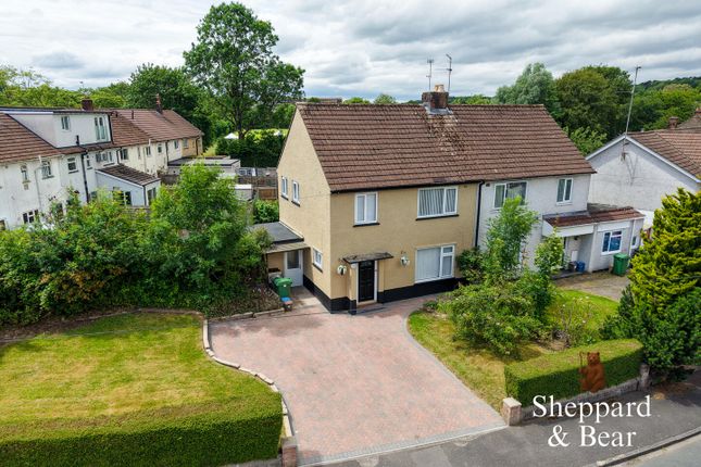 3 bed property, in Whitland Close, £350,000