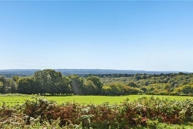 4 bed property, in New Road, £700,000