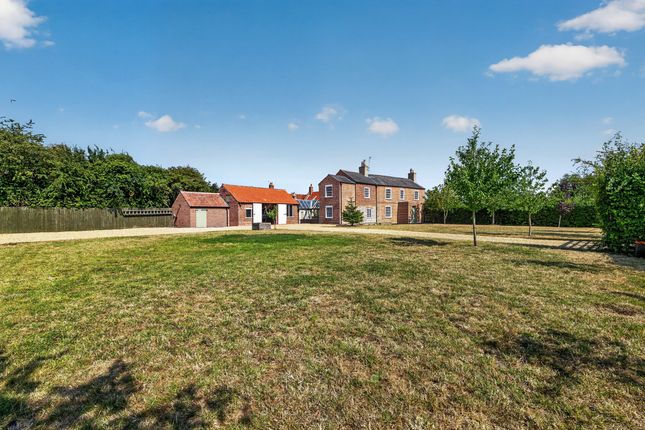 3 bed property, in Church Street, £600,000