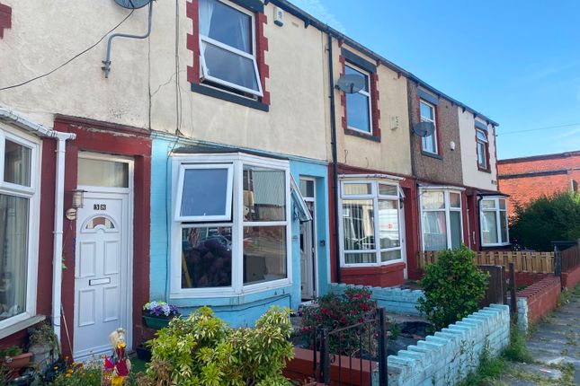 2 bed property, in Grasmere Street, £84,995