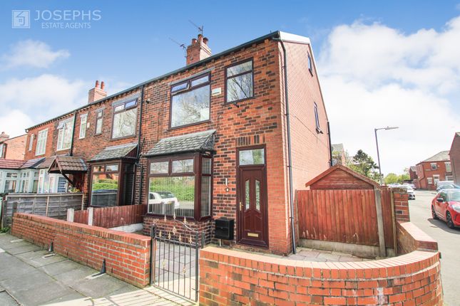 2 bed property, in Maldwyn Avenue, £235,000
