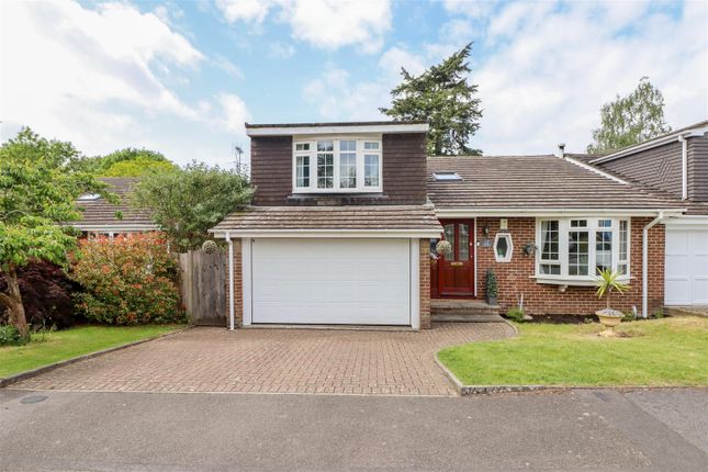 5 bed property, in Ghyll Crescent, £750,000