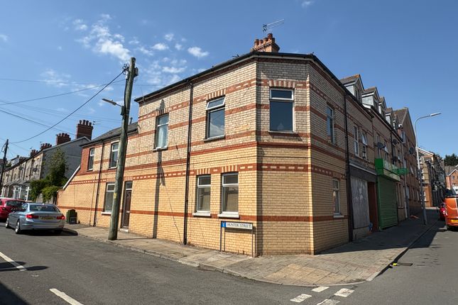 6 bed property, in 42 Vere Street, £99,000