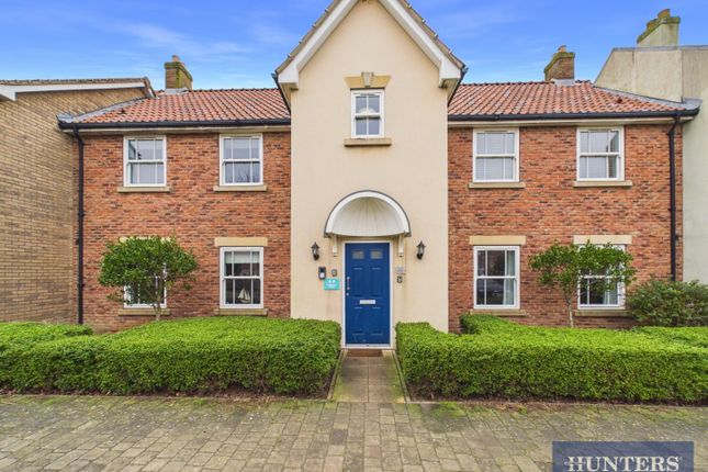 1 bed property, in Talisker Walk, £70,000