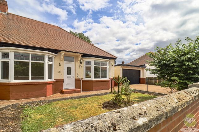 3 bed property, in North View, £240,000