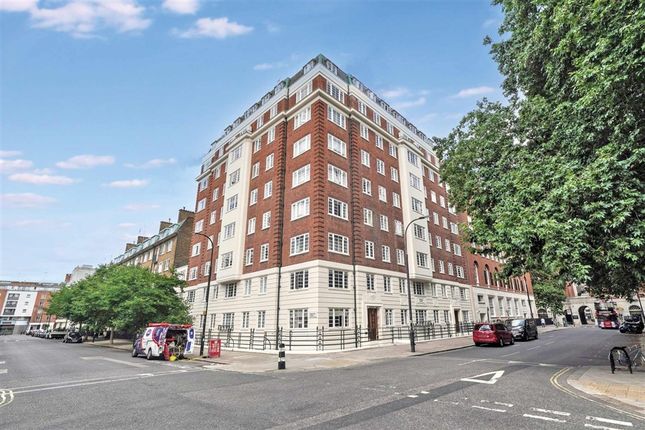 1 bed property, in Tavistock Square, £130,000