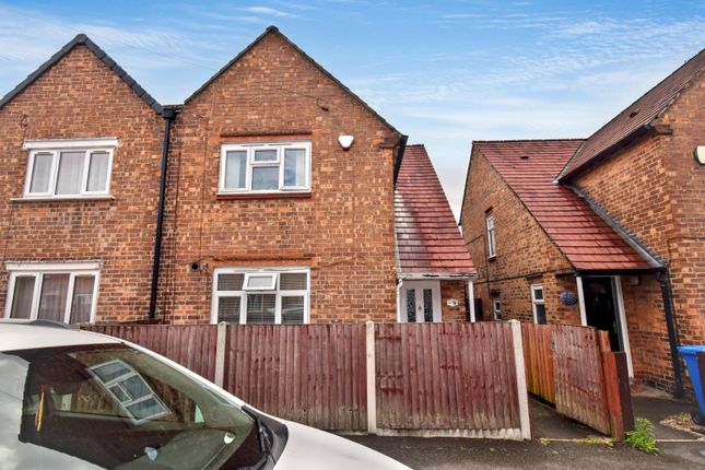 3 bed property, in Spencer Street, £155,000