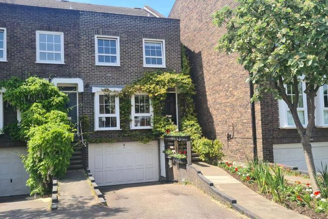4 bed property, in 10 Shaftesbury Way, £975,000