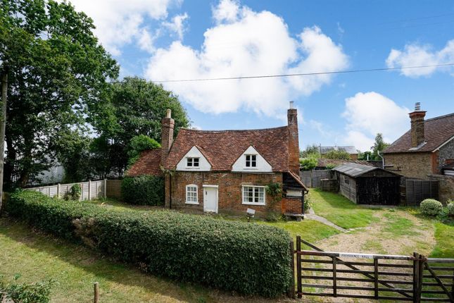 2 bed property, in Grosvenor Estates, £1,000,000